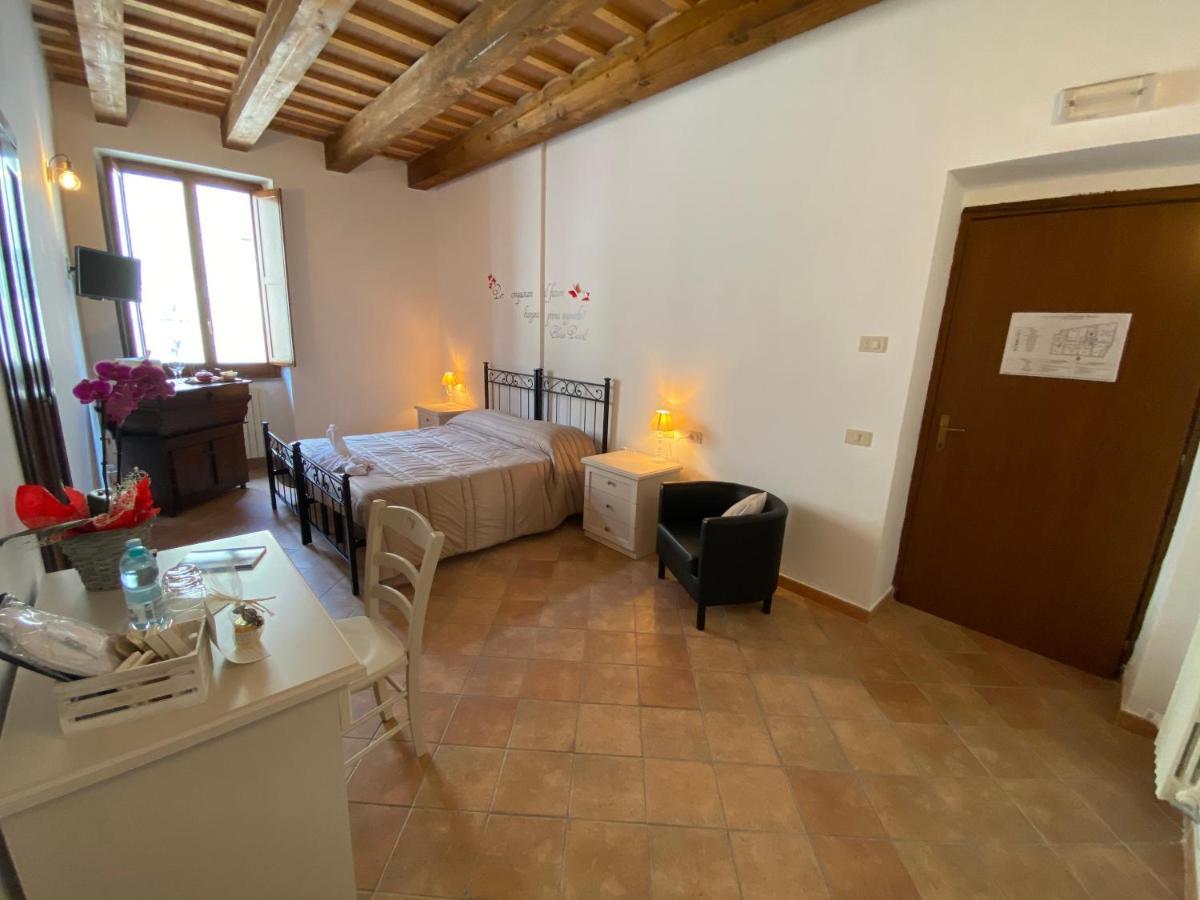 Locanda Della Pieve Pievebovigliana Εξωτερικό φωτογραφία